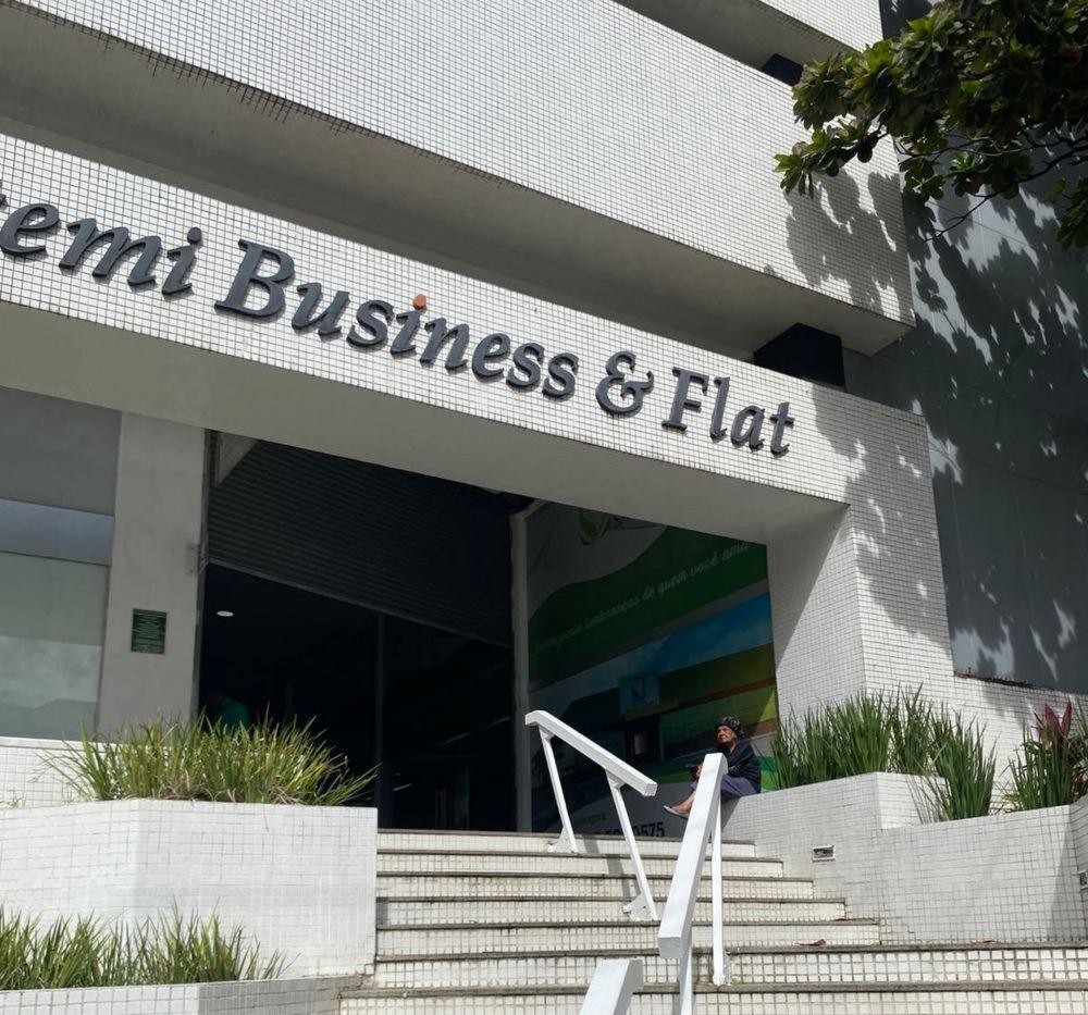 Entrada do Edifício Iguatemi Business na Rua da Alfazema